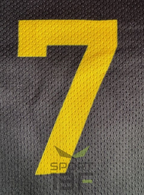 Strój piłkarski dla dzieci Ronaldo Al Nassr + getry + ochraniacze